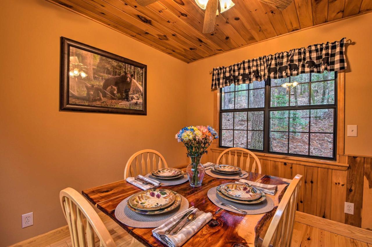 Modern Cabin With Deck In The Blue Ridge Mountains! Blairsville Exterior photo