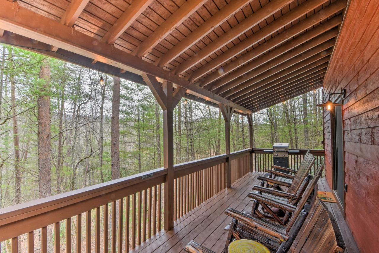Modern Cabin With Deck In The Blue Ridge Mountains! Blairsville Exterior photo